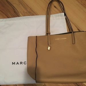 Marc Jacobs Shoulder Tote